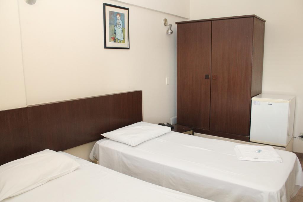 רזנדה Espigao Palace Hotel חדר תמונה